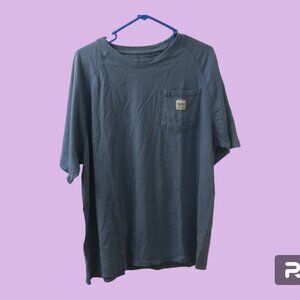 Eddie Bauer workwear short sleeves t-shirt with front pocket in blue size large.